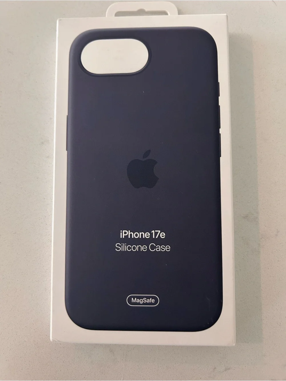 Apple iPhone 17e Silicone Case - Midnight Blue